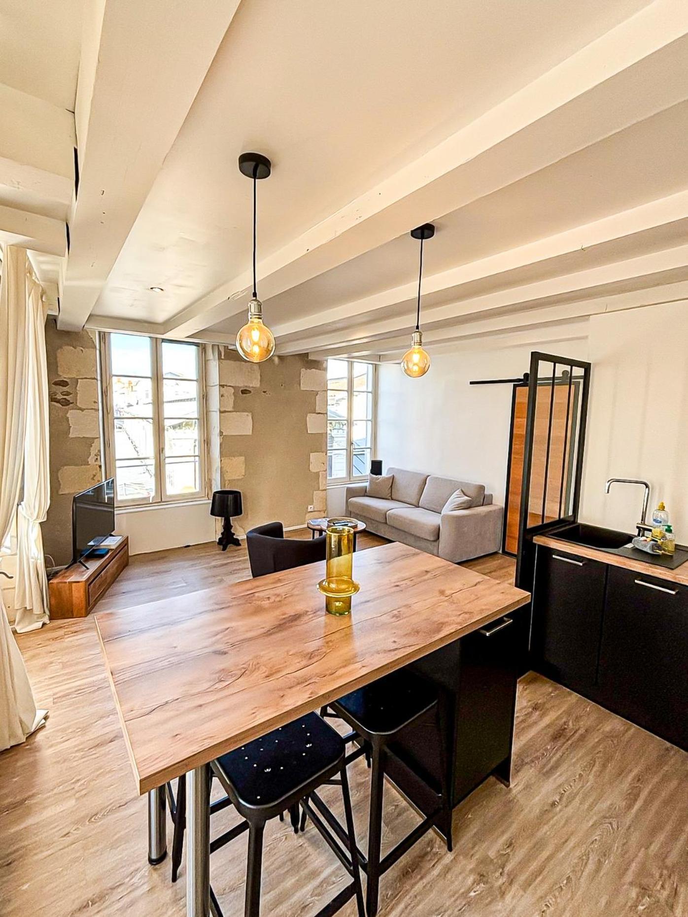 Le Toit Du Marche A 5 Min Du Port Appartement *