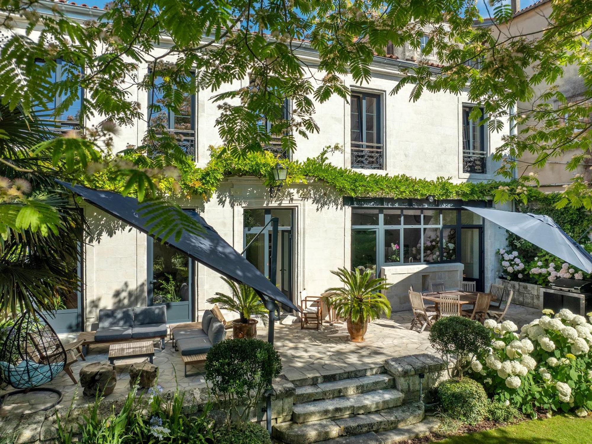 Escale Rochelaise, La Rochelle Centre-ville Avec Bain Nordique Et Sauna Tonneau