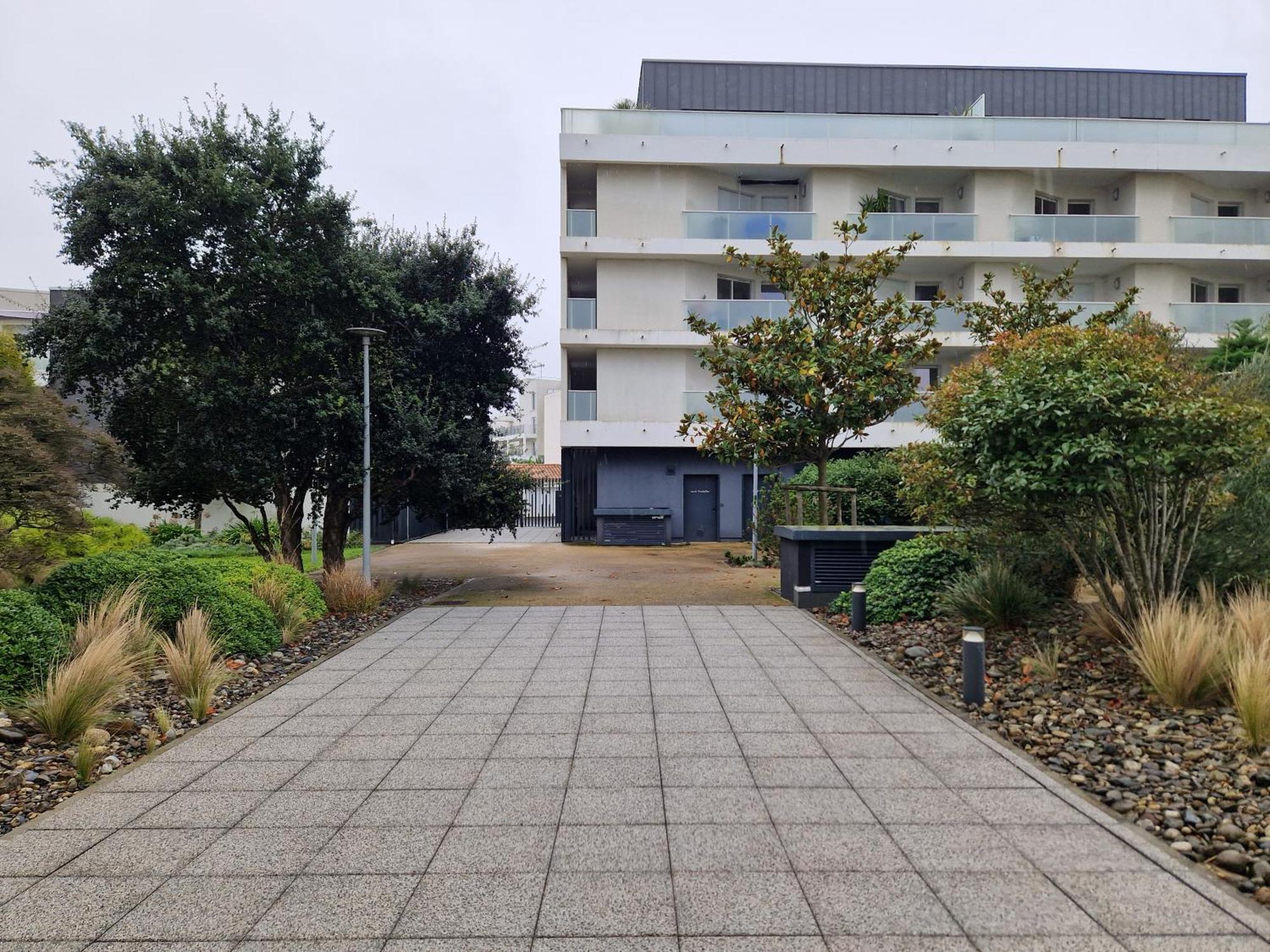 Ambre Appart-wifi-terrasse-parking-terrasse-2 Couchages La Rochelle (Charente-Maritime)
