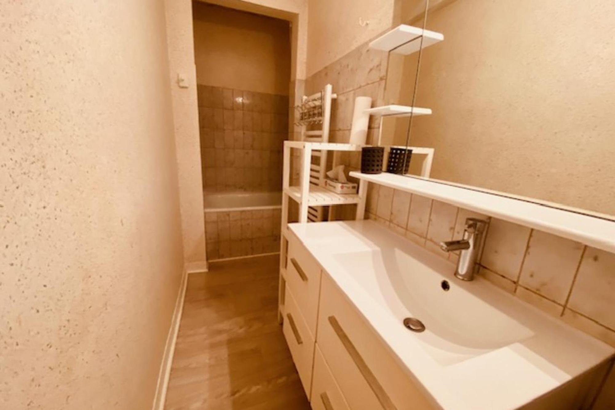 Appartement Bright Duplex 50m From The Port Of *