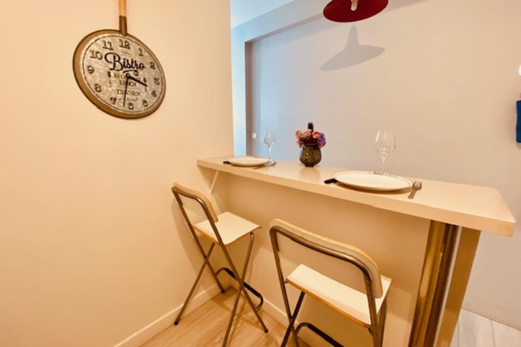 Appartement Bright Duplex 50m From The Port Of *