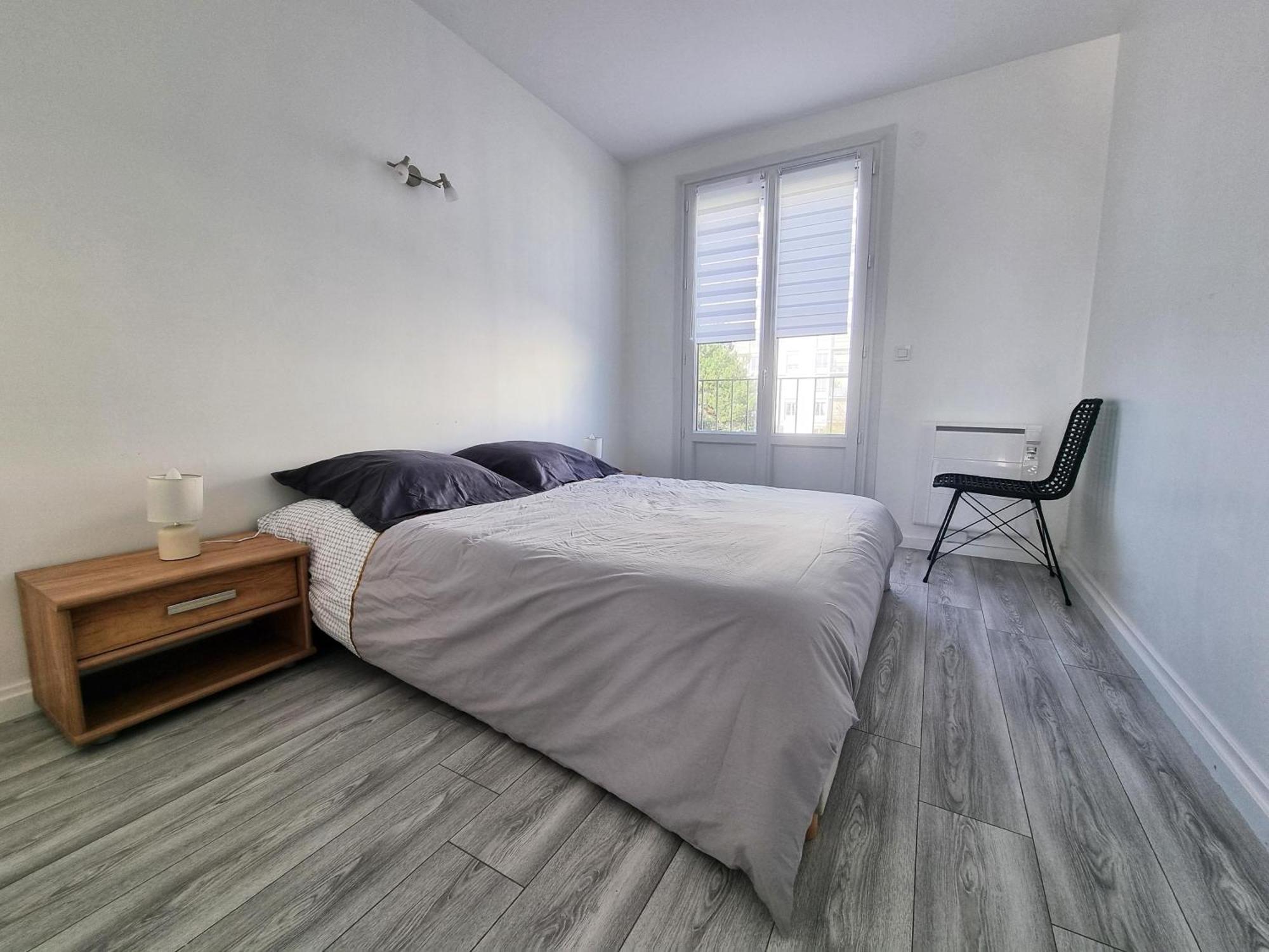 6 Appartements Et 4 Adresses A Mi-Chemin Entre Le Vieux Port Et L Ile De Re