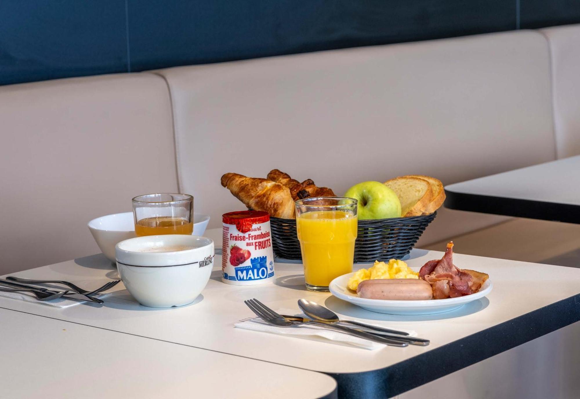 Hotel La Rochelle Centre Les Minimes La Rochelle (Charente-Maritime)