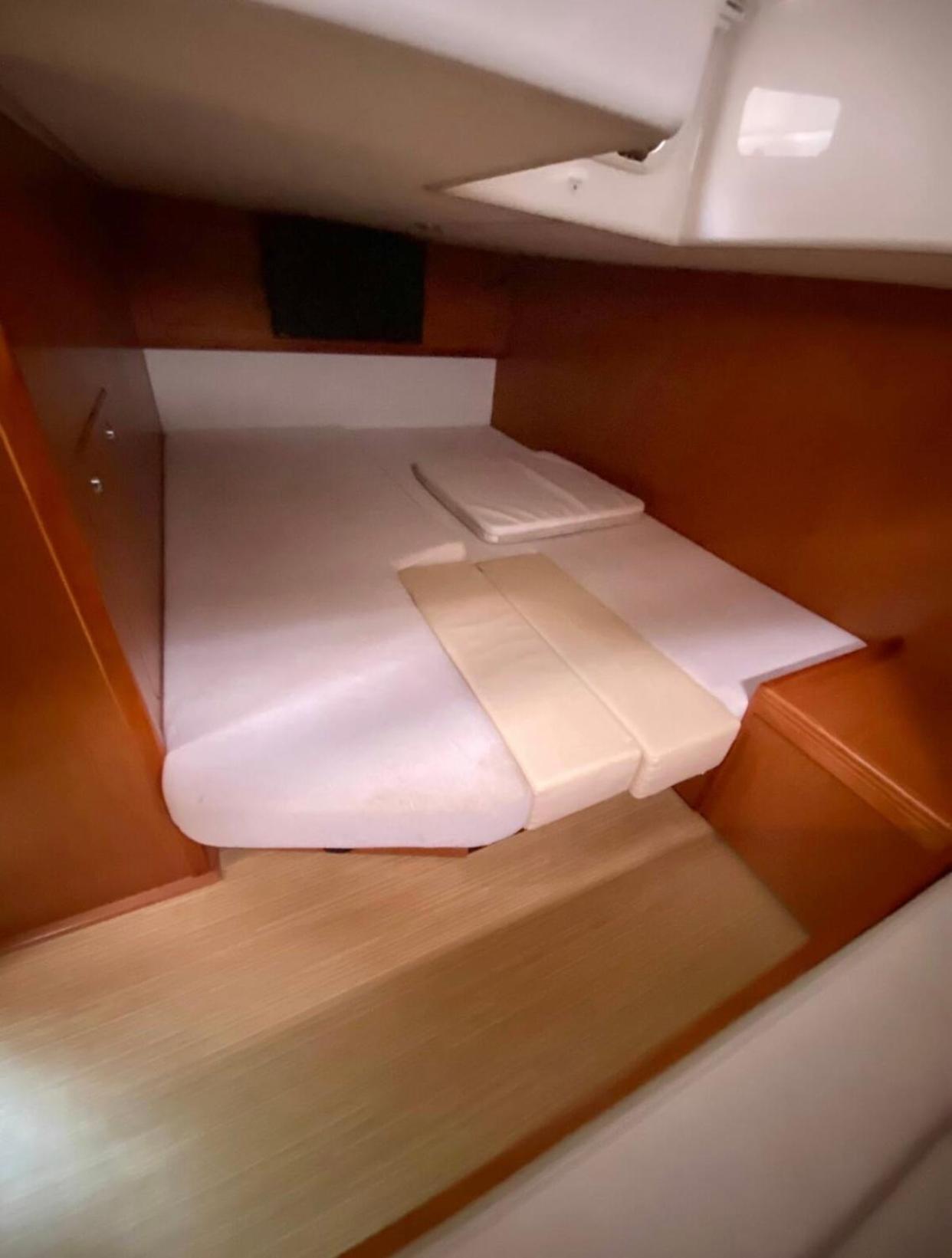 Experience A Bord A Sur Un Bavaria 31 Sport Bateau-hôtel La Rochelle (Charente-Maritime)