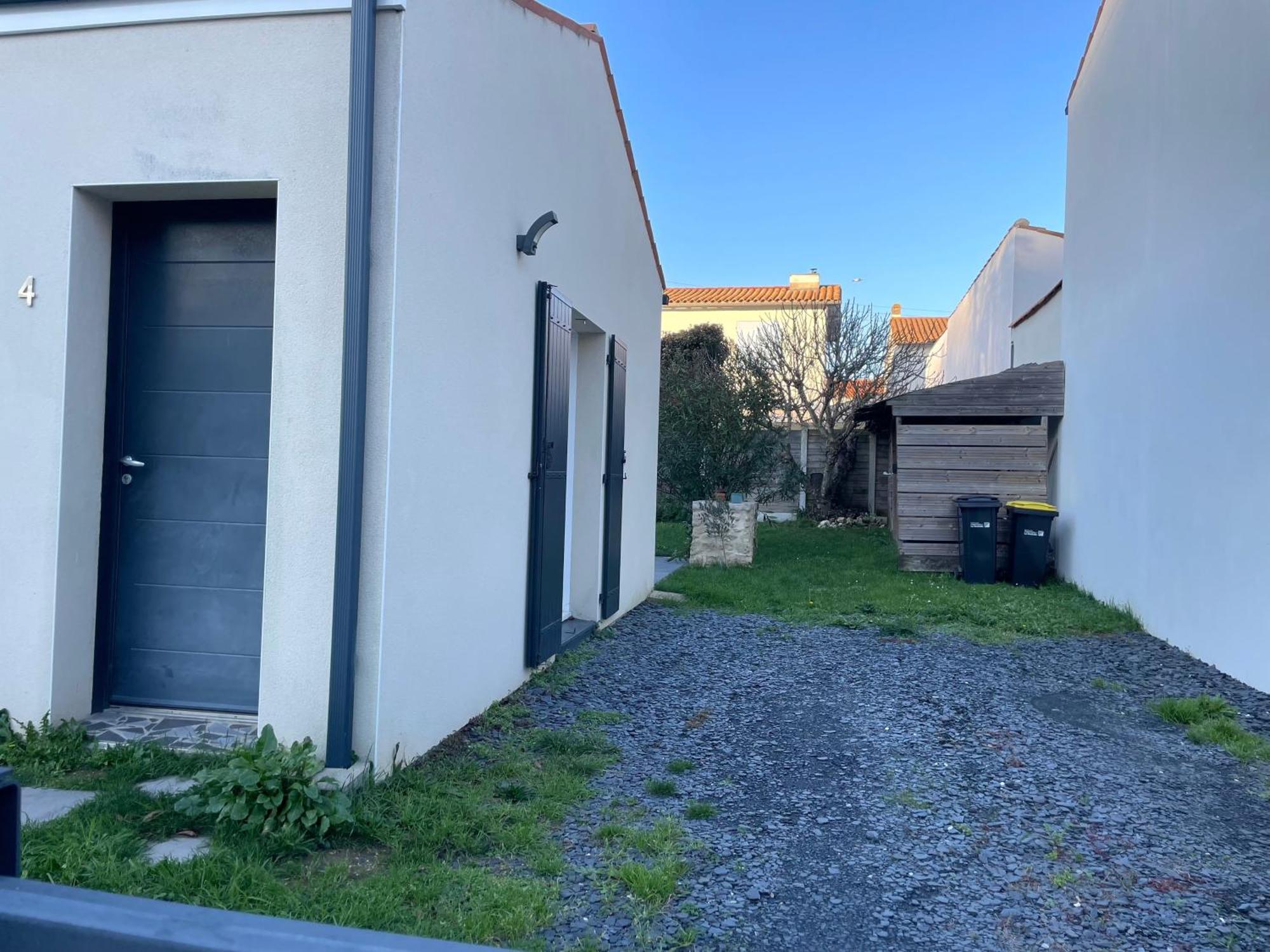 Holiday home La Belle Parenthese Avec Jardin *