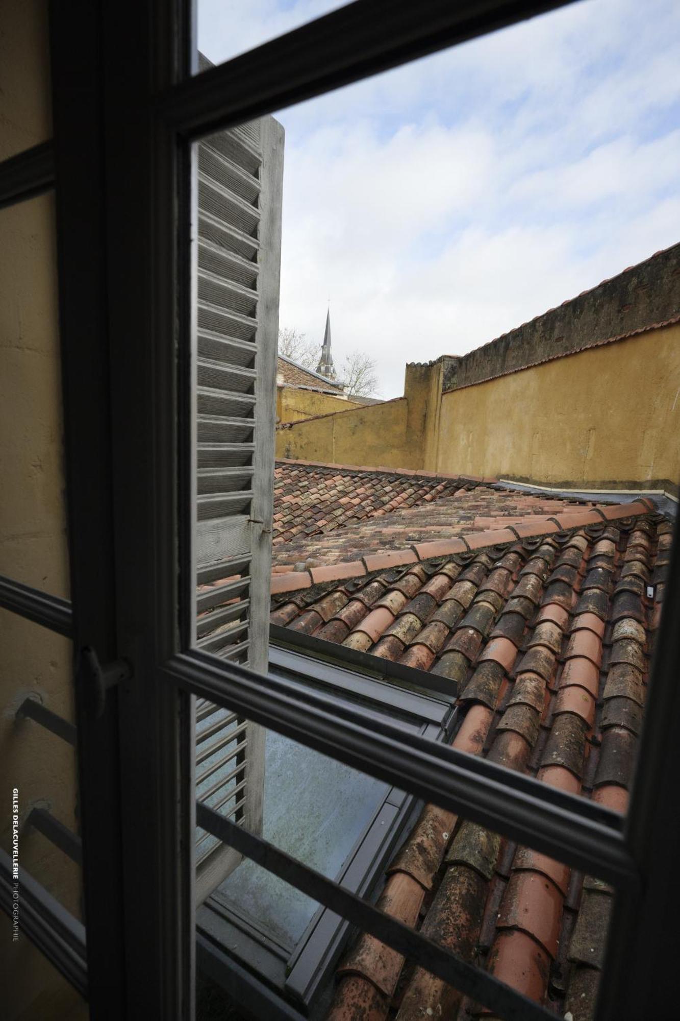 Appartement De Charme Au Marche Avec Parking *