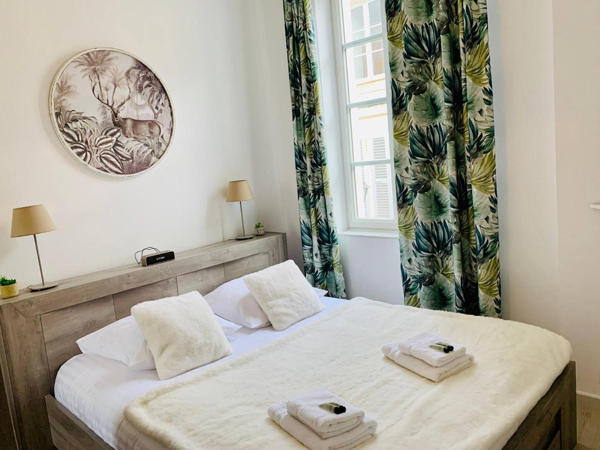 Le Grand Cloutiers - Plein Centre - Wifi Appartement *