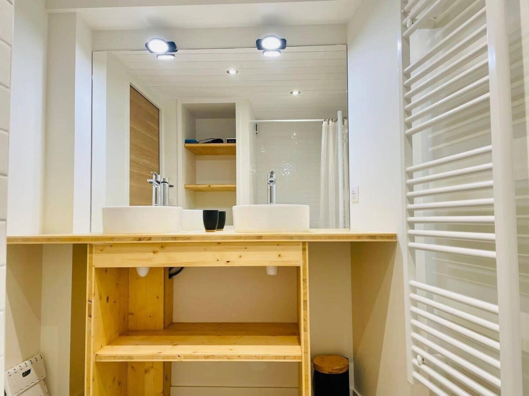 Hébergement de vacances L Atelier - Joli T3 Refait A Neuf Wifi Garage