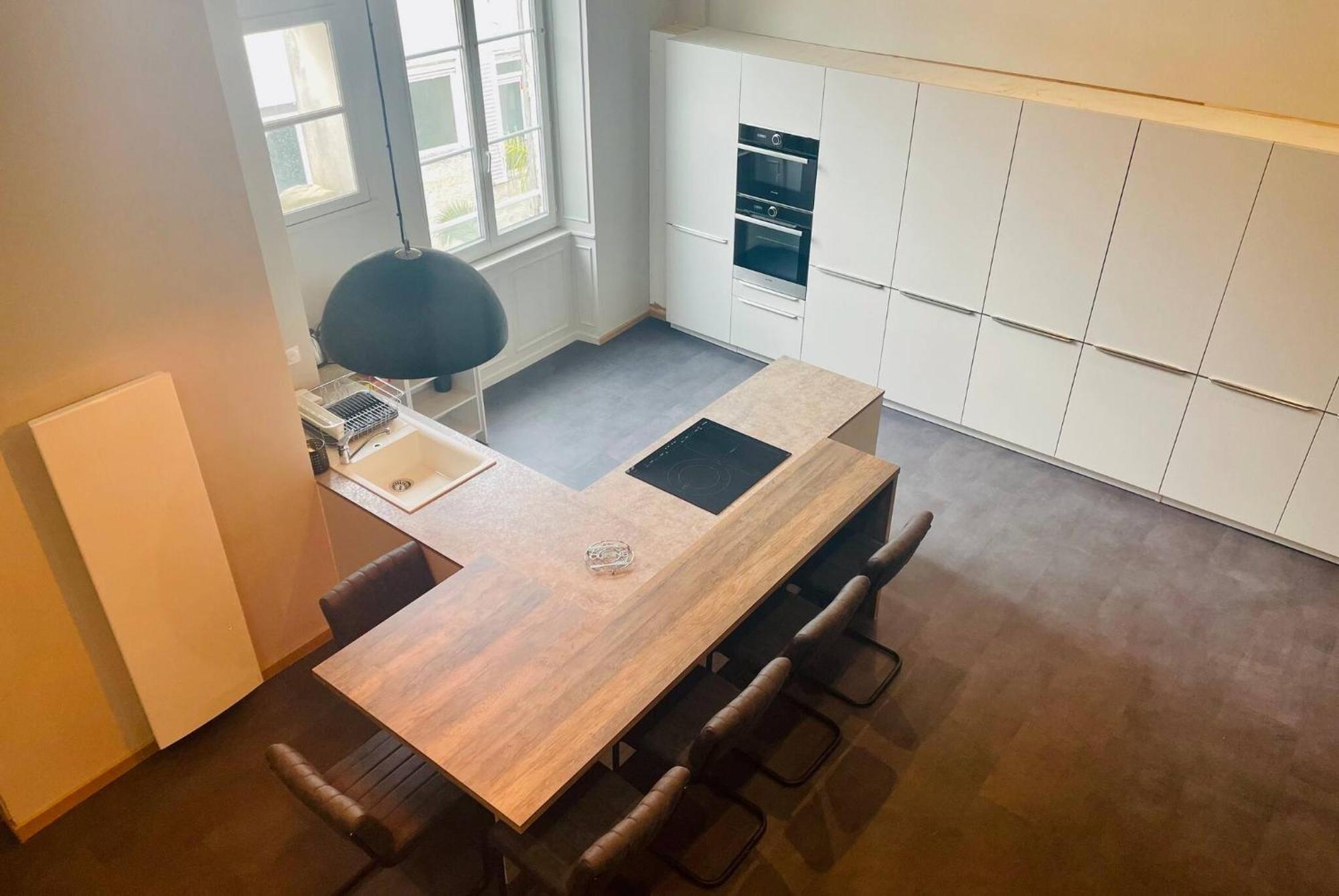 Apartment Le Leonard - Beau T4 Refait A Neuf Hypercentre Lr La Rochelle (Charente-Maritime)