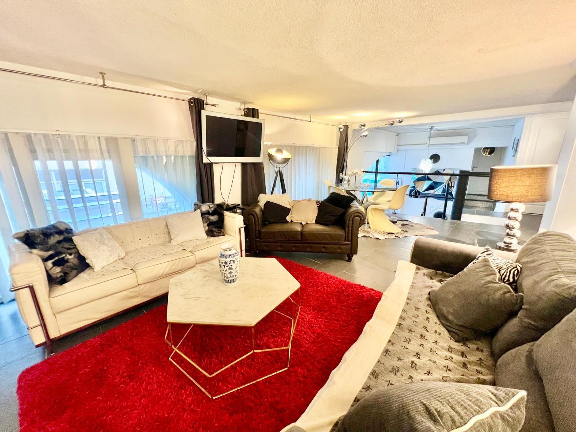 Appartement Grand Duplex - Chic & Confort - Vieux-port 2min A Pied - Climatisation - Wifi Gratuit *