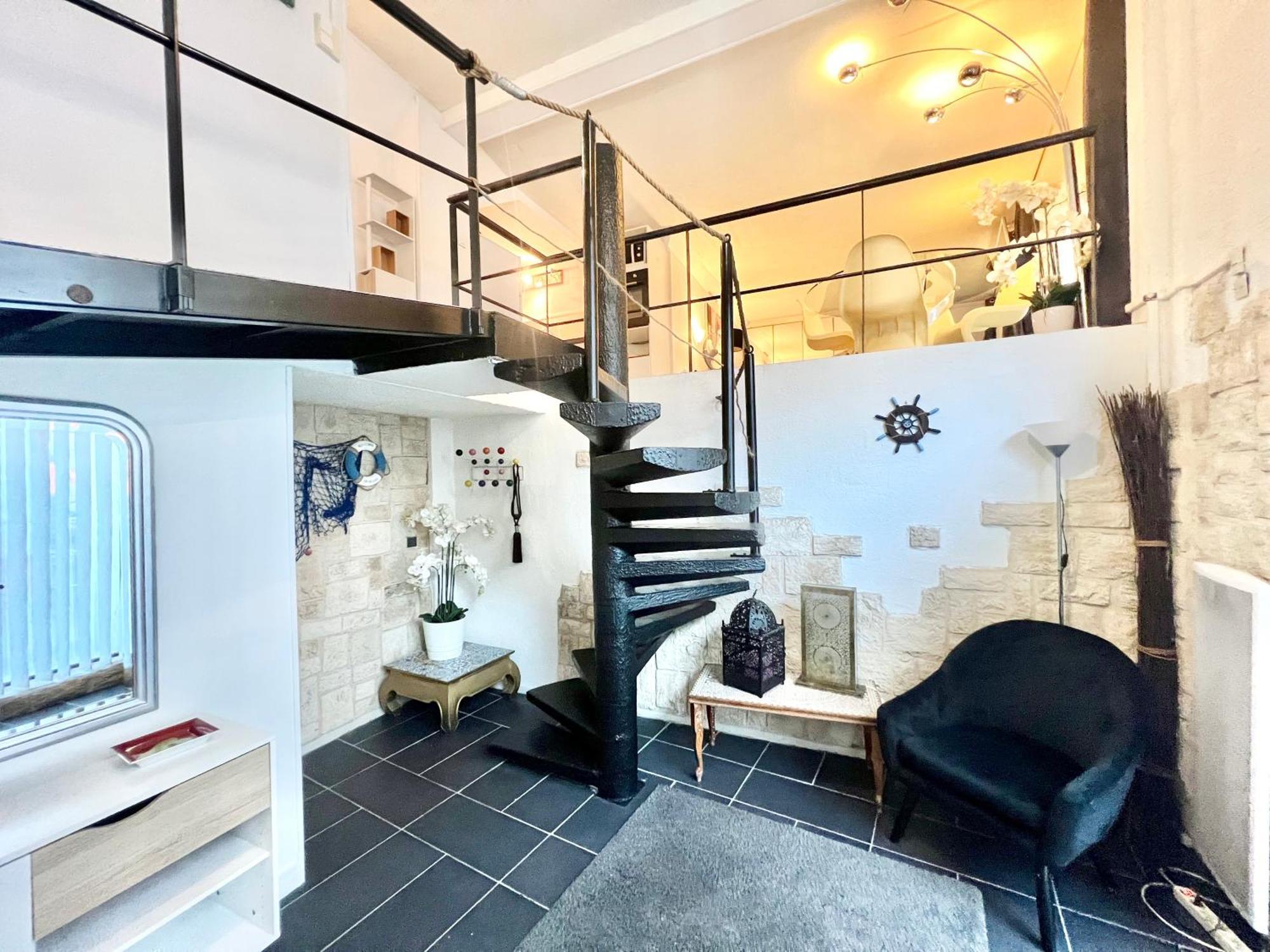 Grand Duplex - Chic & Confort - Vieux-port 2min A Pied - Climatisation - Wifi Gratuit * La Rochelle (Charente-Maritime)