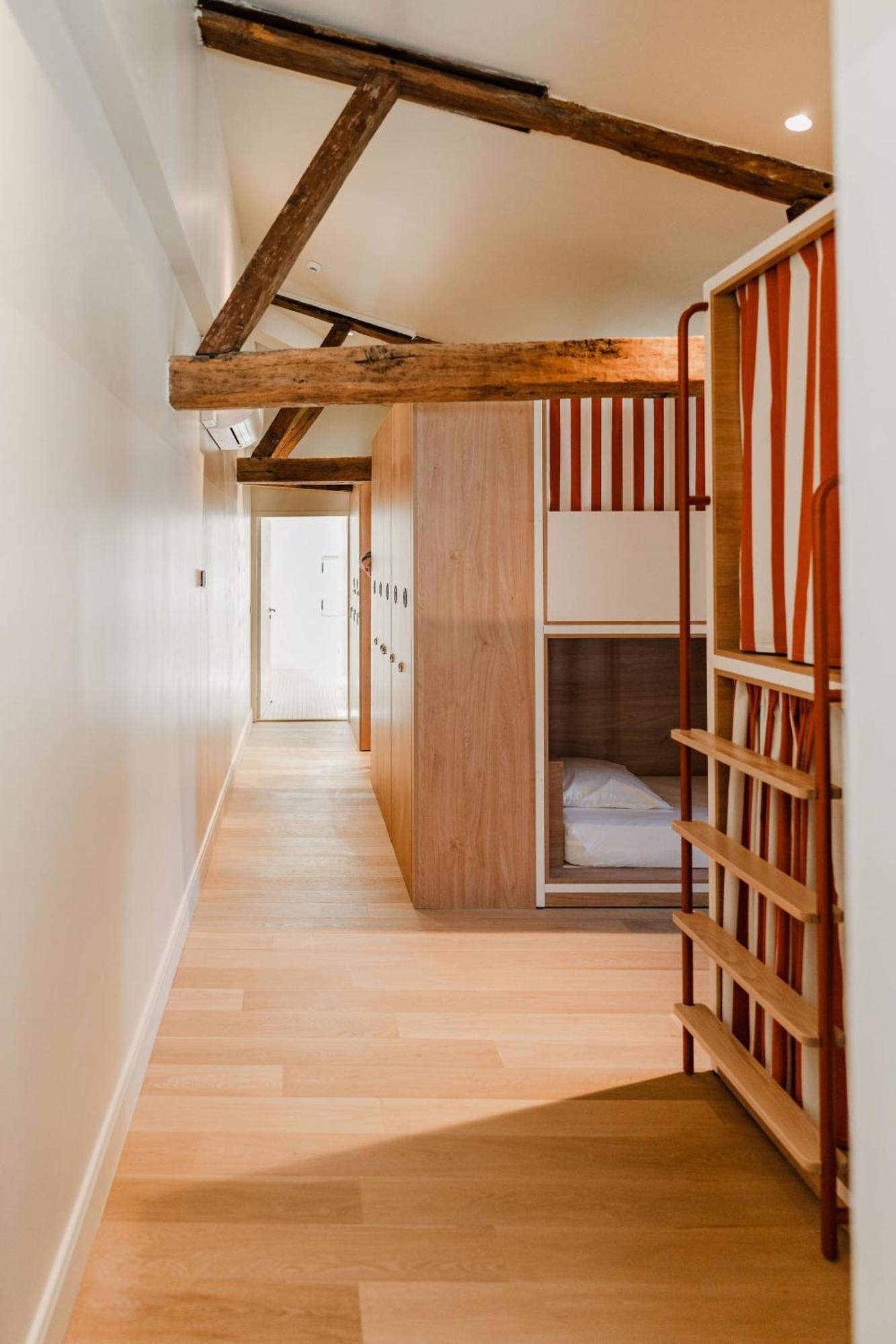 La Rochelle Centre Hostel