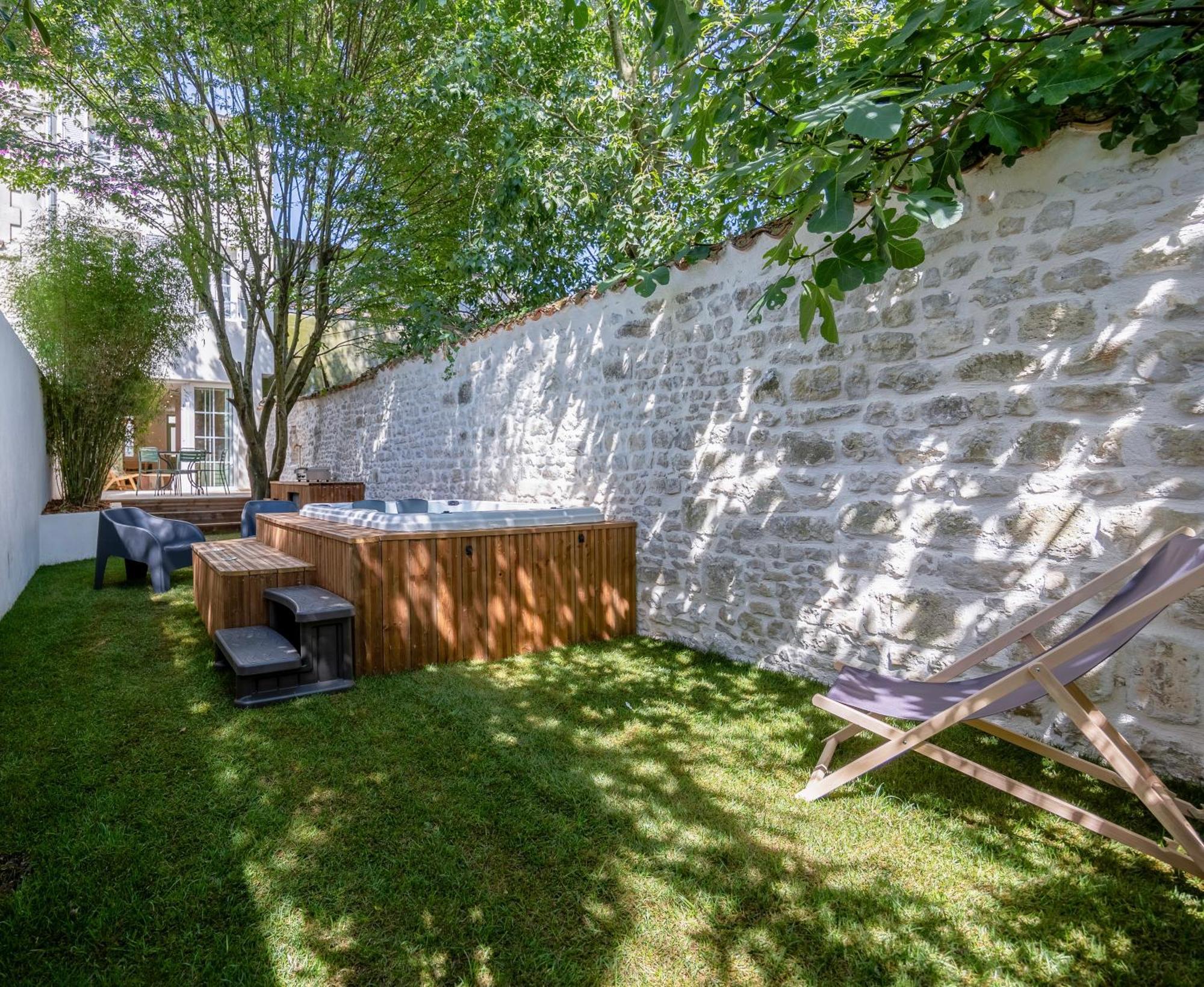 Arboree Hyper Centre * La Rochelle (Charente-Maritime)