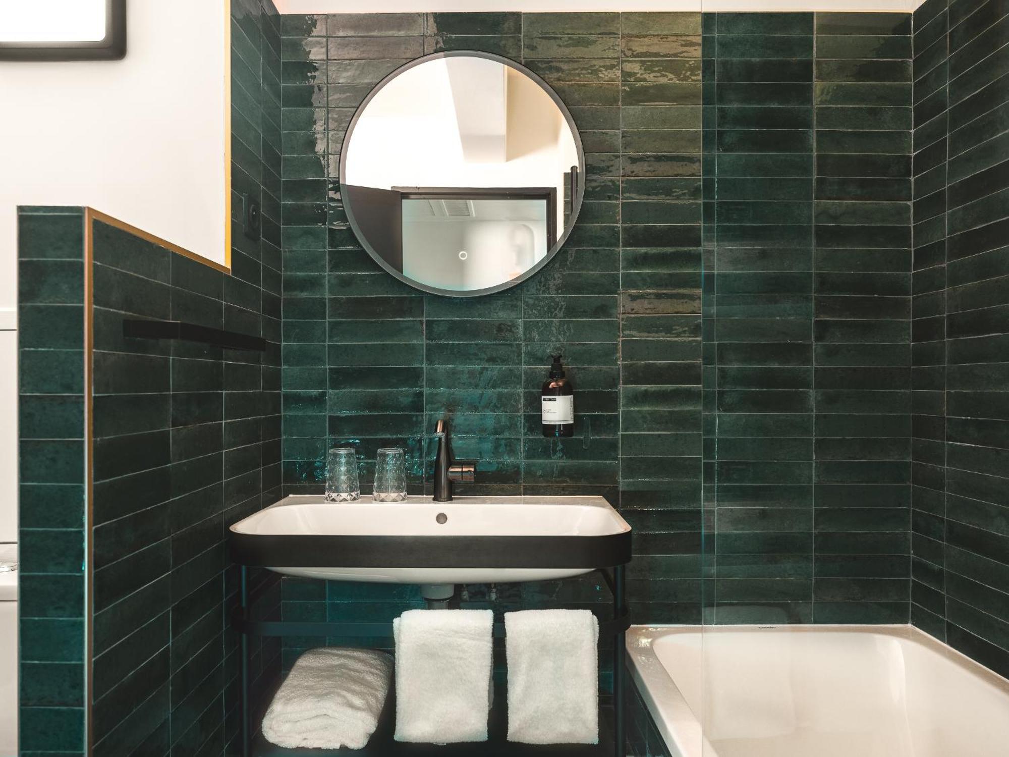 Maisons Du Monde Hôtel&suites - La Rochelle Vieux Port