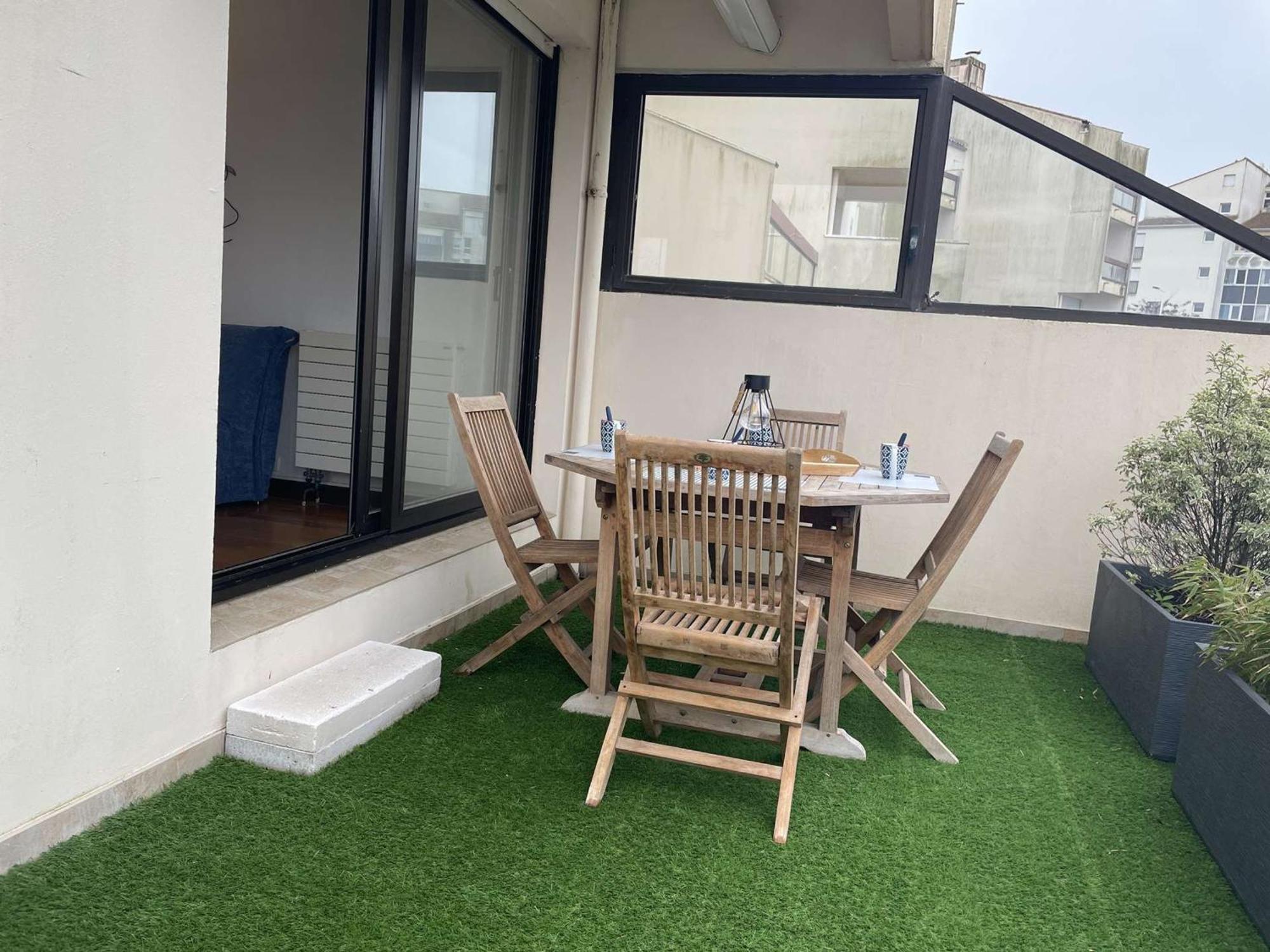 2 Pieces Avec Piscine, Parking Prive - La Rochelle - Fr-1-246-594 Apartment La Rochelle (Charente-Maritime)