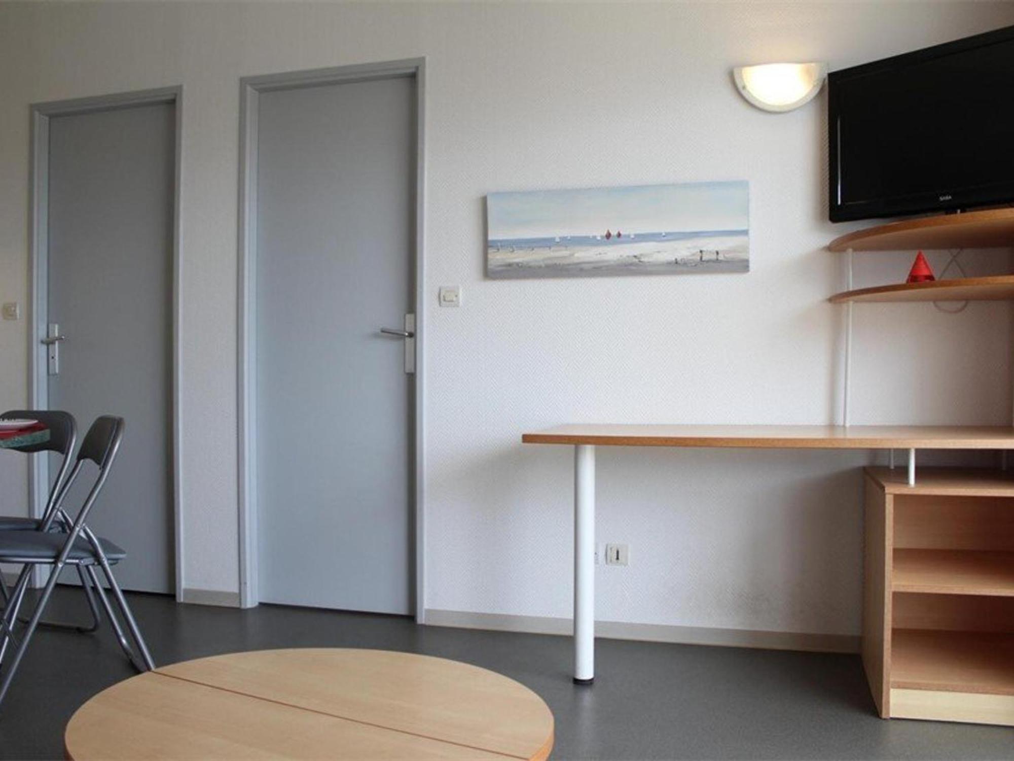 4 Pers Avec Balcon, Parking Et Piscine Aux Minimes - La Rochelle - Fr-1-246-177 Apartment *