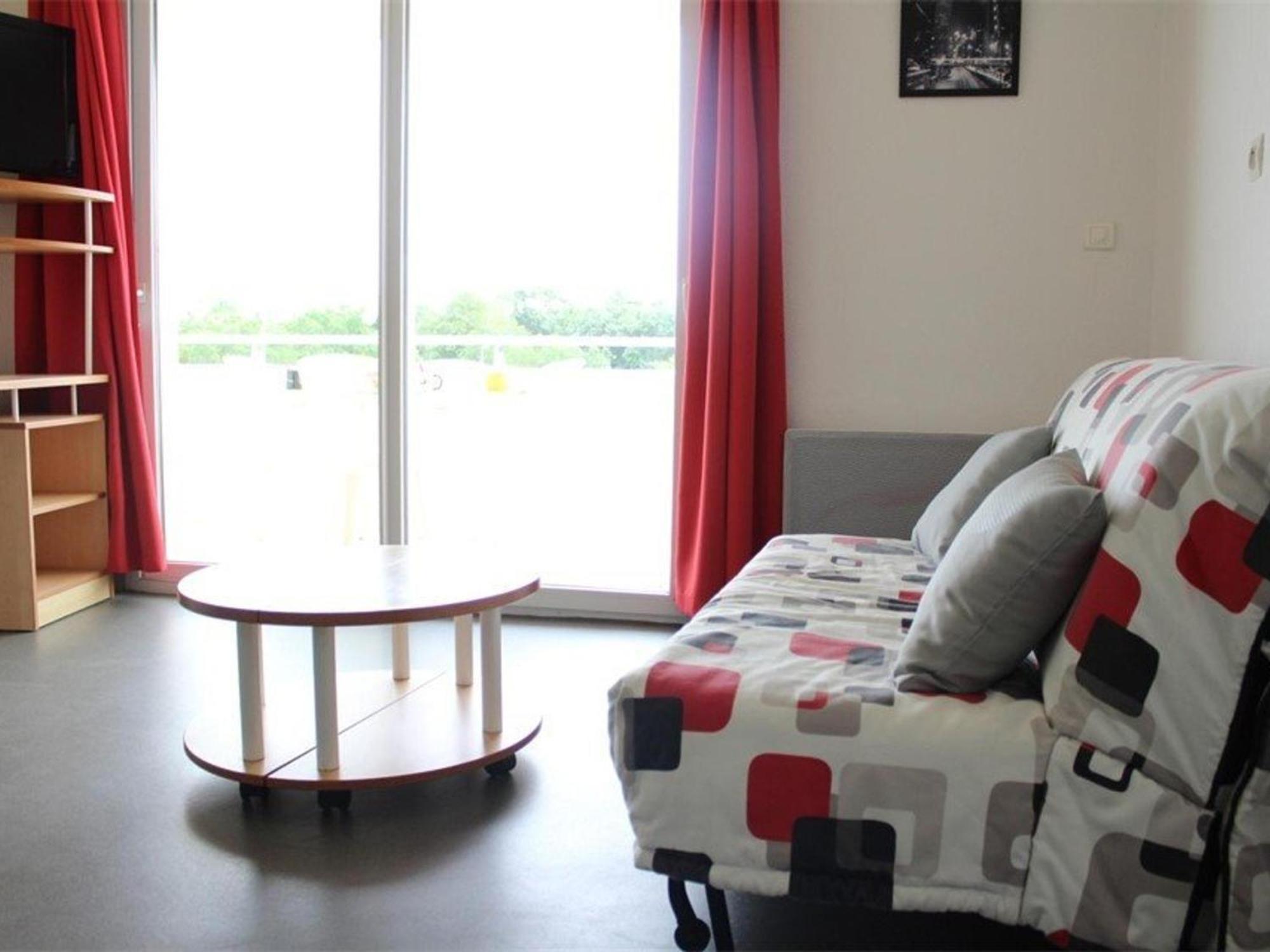 Apartment 4 Pers Avec Balcon, Parking Et Piscine Aux Minimes - La Rochelle - Fr-1-246-177 La Rochelle (Charente-Maritime)