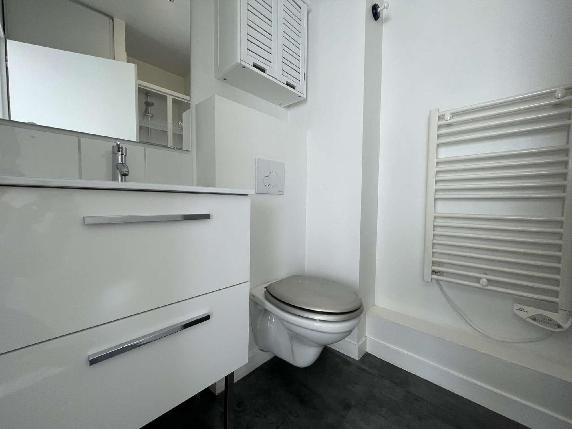 Duplex Avec Balcon, Proche Et Commerces - La Rochelle - Fr-1-246-642 * La Rochelle (Charente-Maritime)