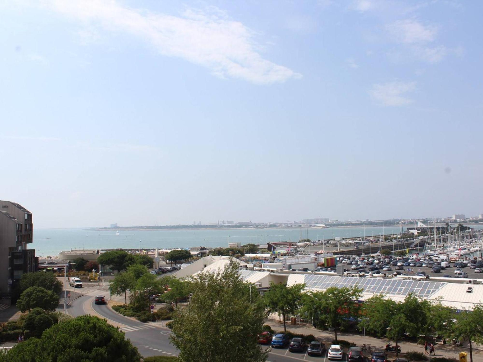 Appartement La Rochelle, 2 Pièces, 4 Personnes - Fr-1-246-513