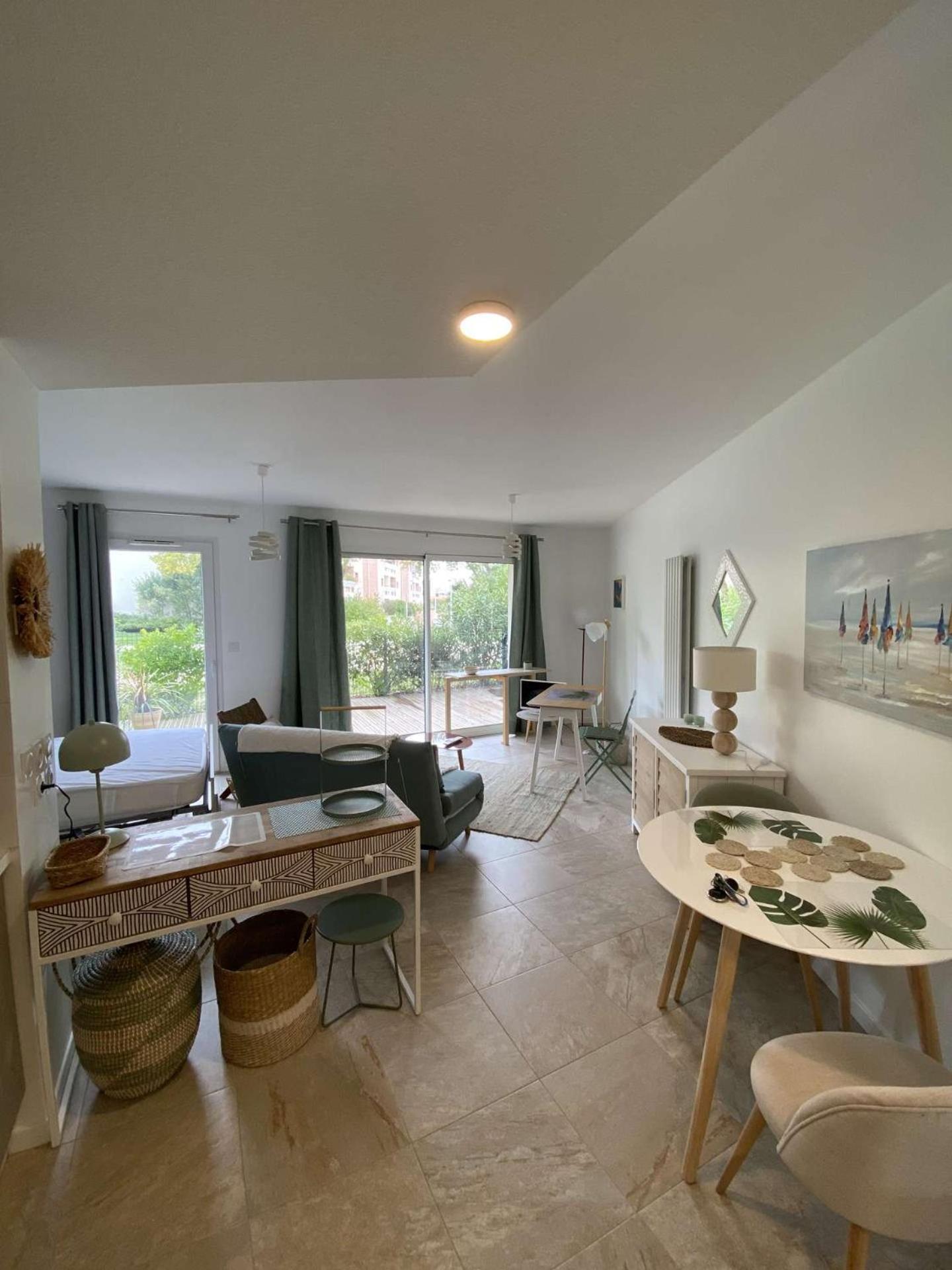 La Rochelle - Lr740-001 Appartement *