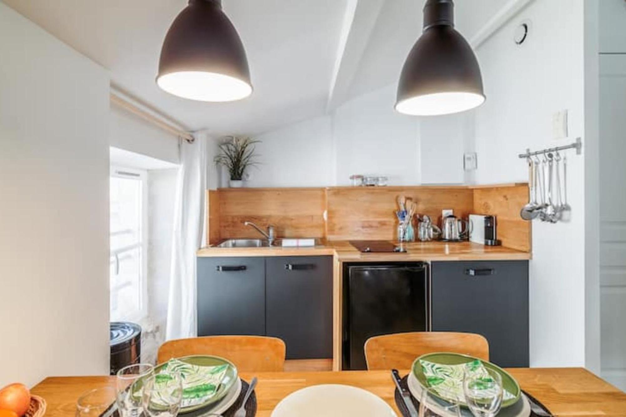 For 3 Near The Center * La Rochelle (Charente-Maritime)