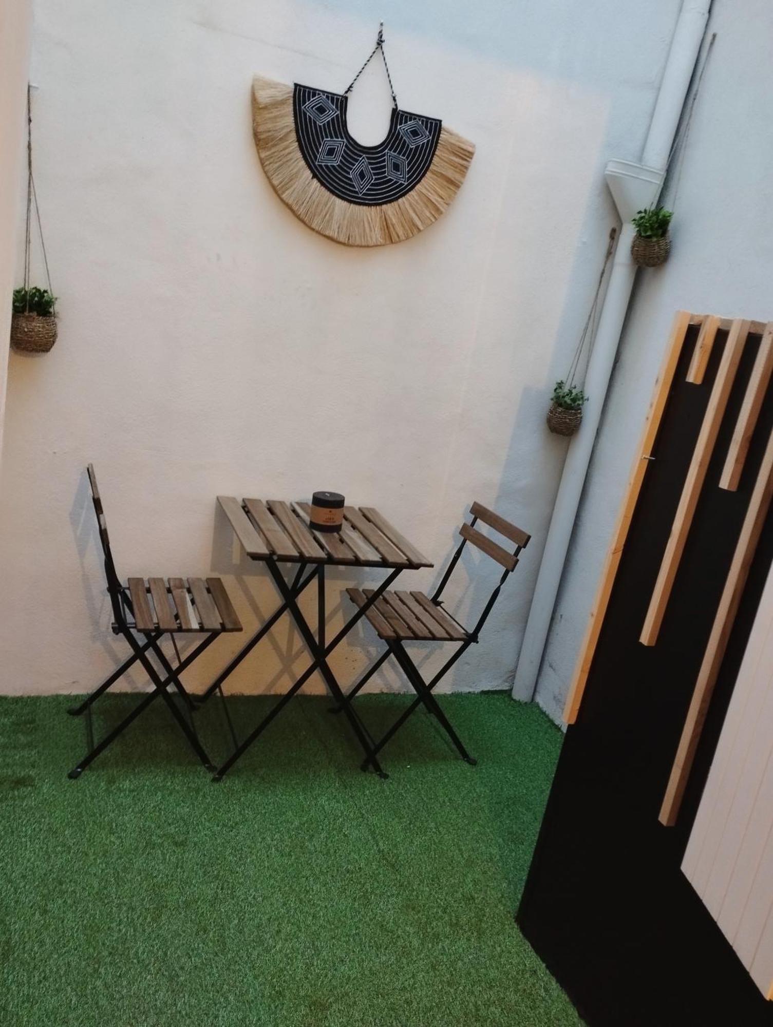 Hyper Centre Apartment