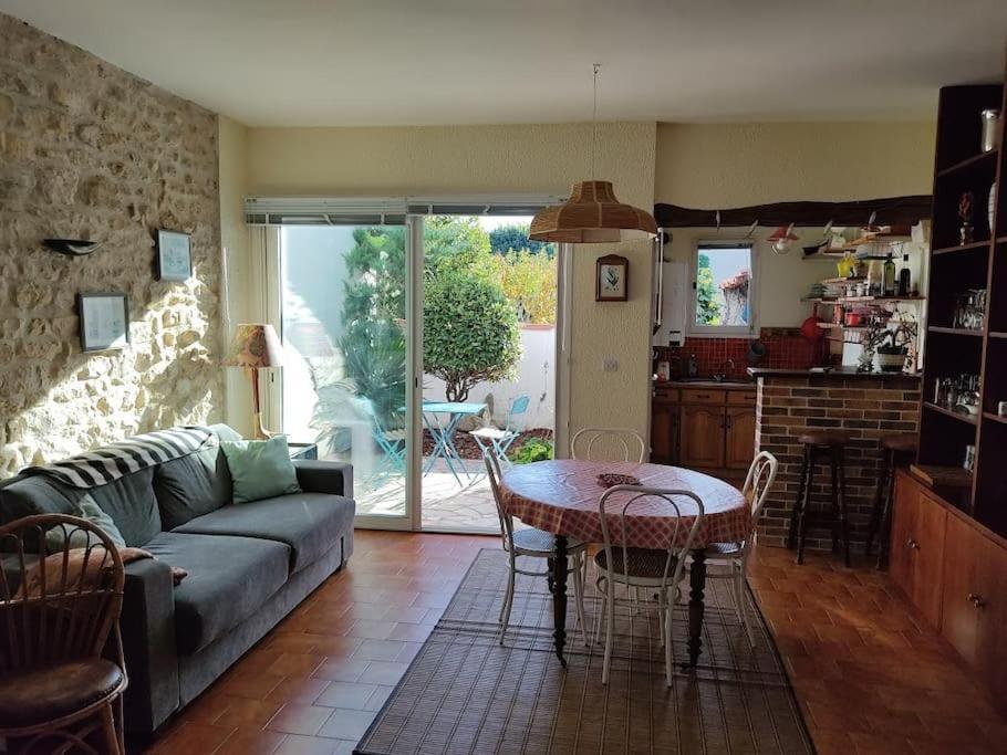 Holiday home La Cour Du Moulin/t3/centre-ville/wi-fi/terrasse *