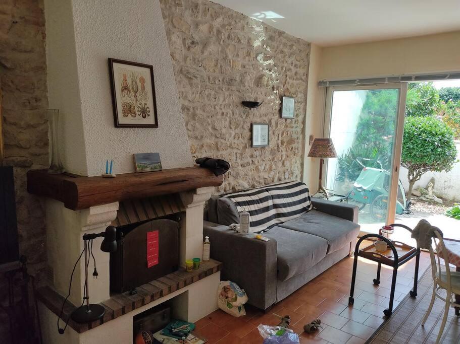 La Cour Du Moulin/t3/centre-ville/wi-fi/terrasse Holiday home La Rochelle (Charente-Maritime)