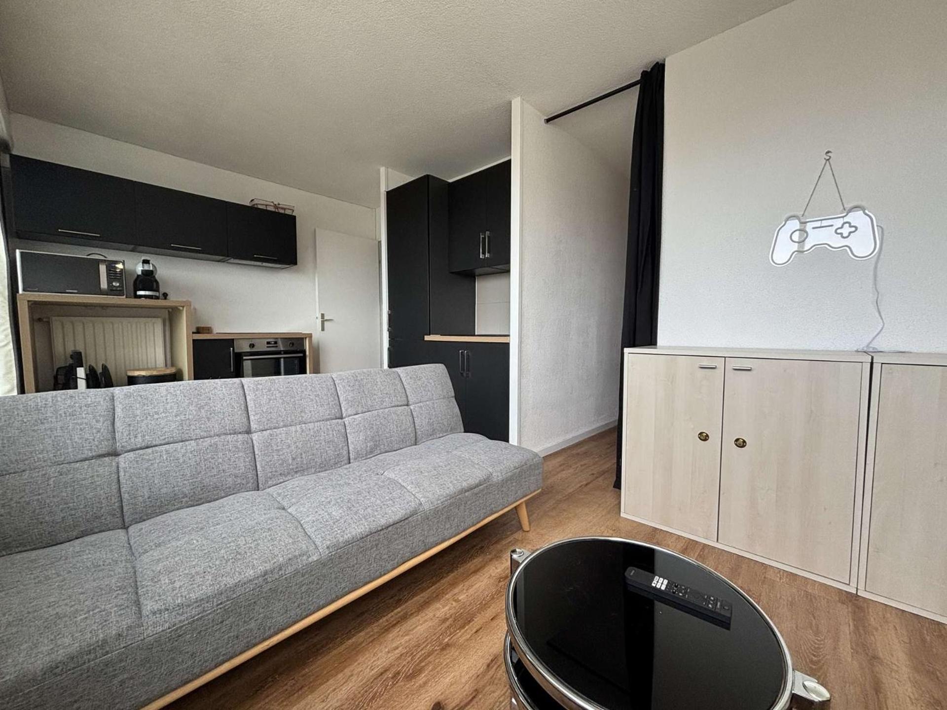 Appt - Lr240-207 Appartement *