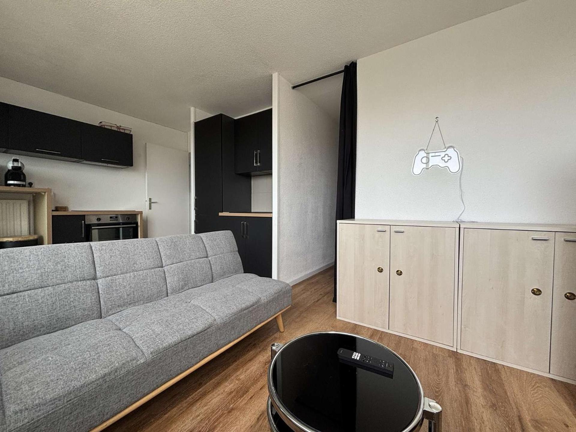 Appt - Lr240-207 Appartement *