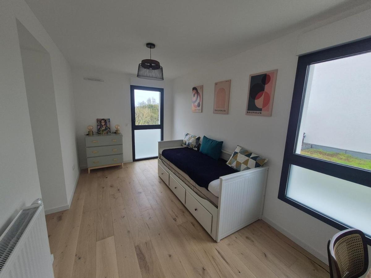 Apartment Frida, Terrasse Exposee Plein Sud, Wifi, Parking Double, La Rochelle (Charente-Maritime)