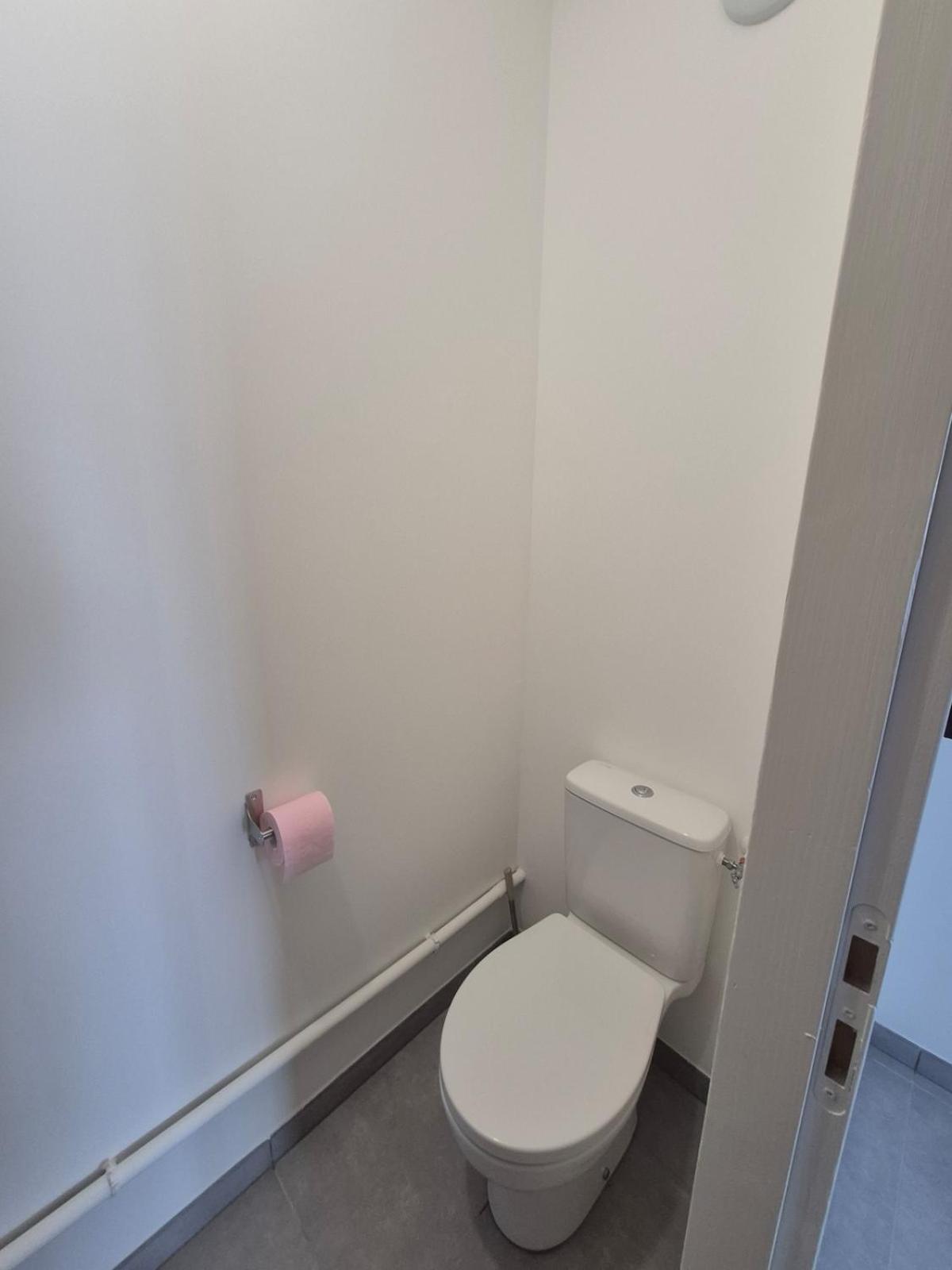 Frida, Terrasse Exposee Plein Sud, Wifi, Parking Double, Apartment *