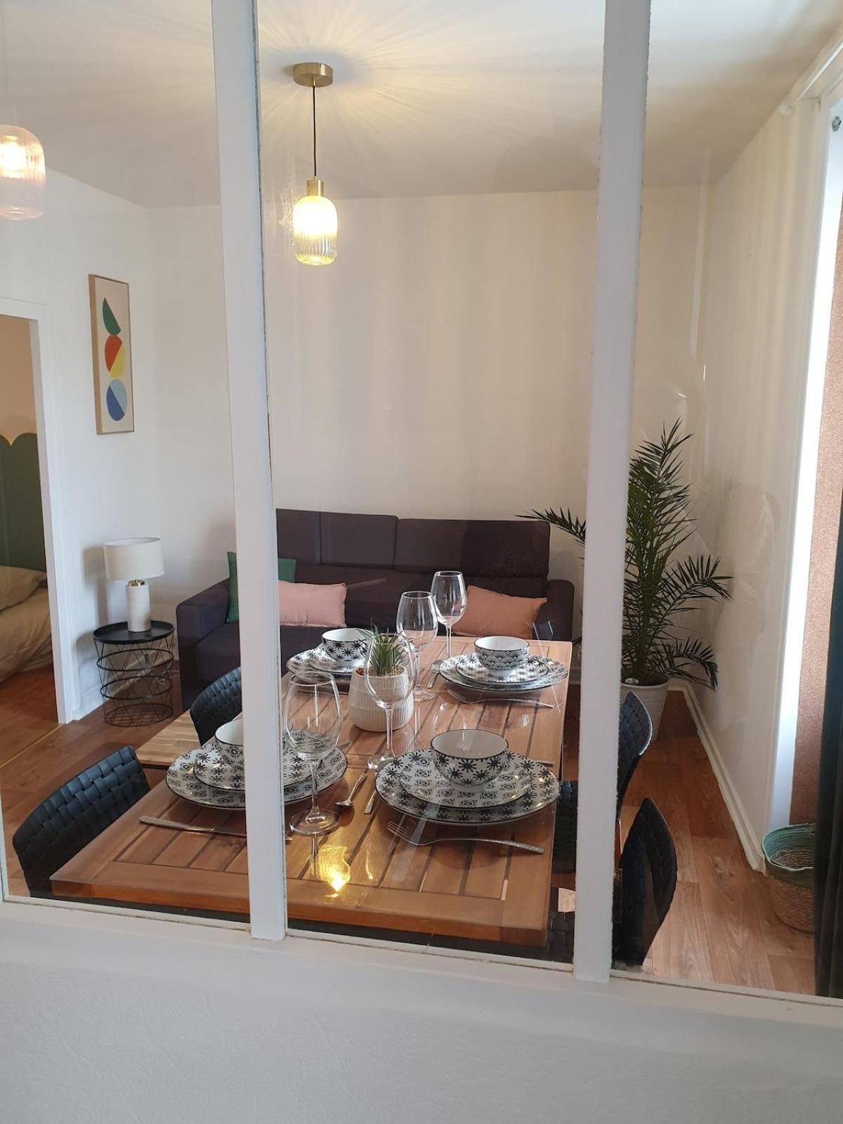 - Appartement *