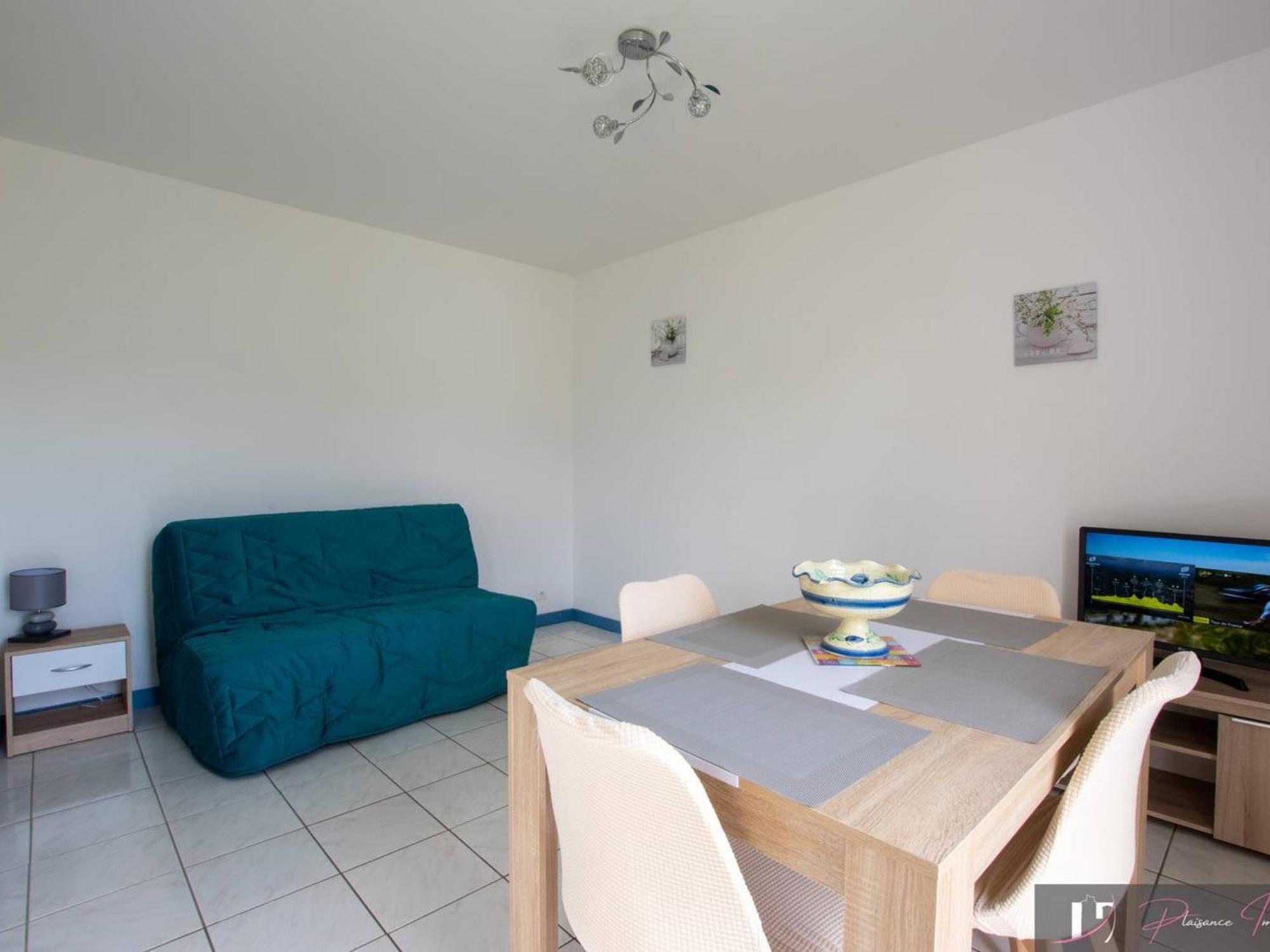 Lumineux Proche Avec Parking Et Wifi - Fr-1-825-44 Appartement La Rochelle (Charente-Maritime)