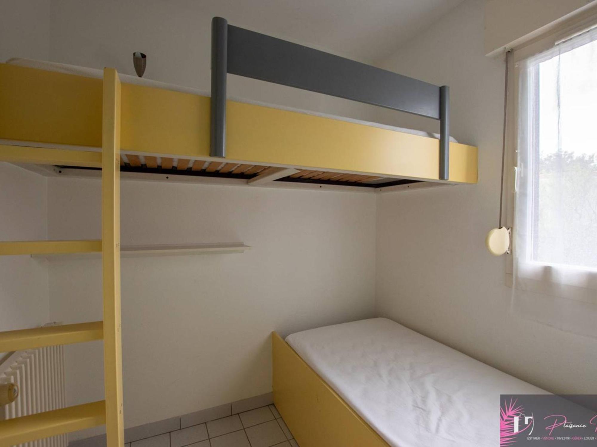 Appartement Meuble 4 Pers, Terrasse Et Parking Proche - Fr-1-825-23