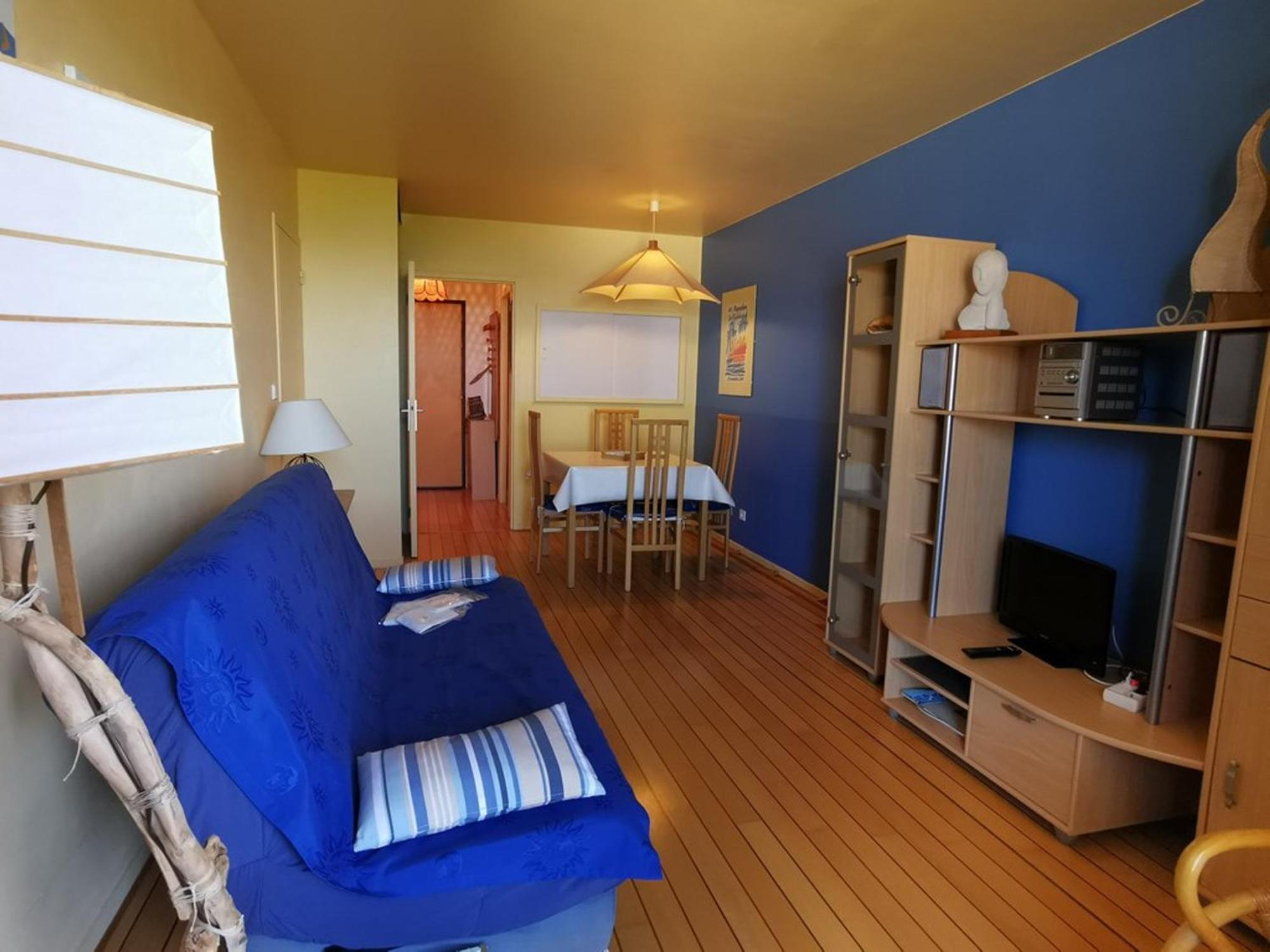 Appartement Meuble, 2 Personnes, Vue - Fr-1-825-61