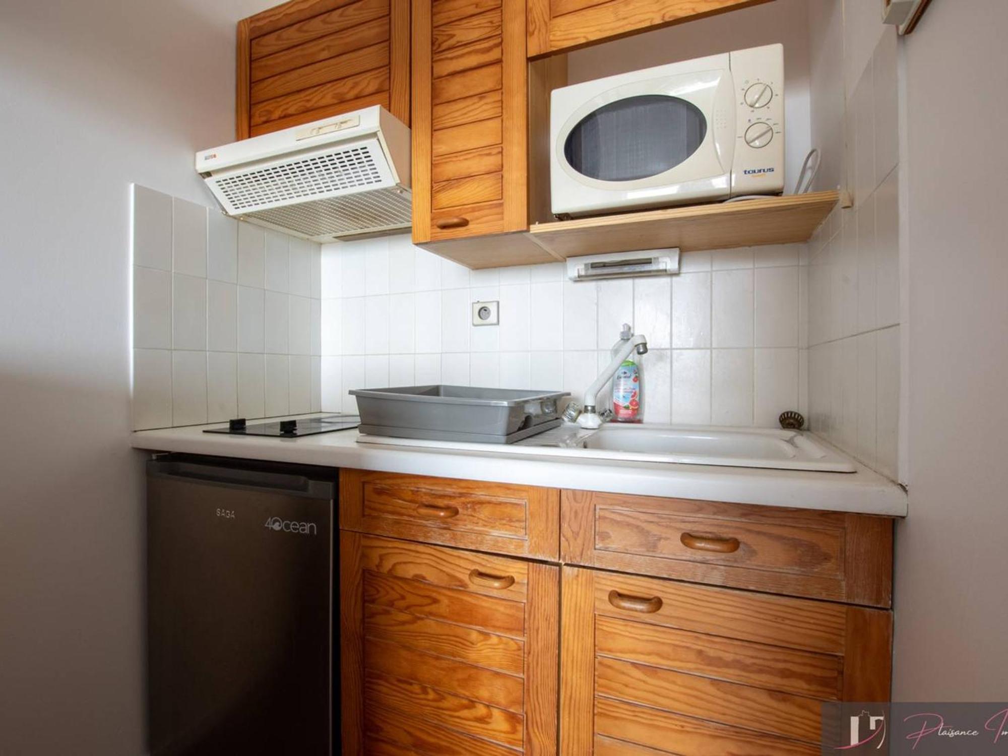 Meuble, 3 Couchages A La Rochelle Pres - Fr-1-825-60 Appartement La Rochelle (Charente-Maritime)