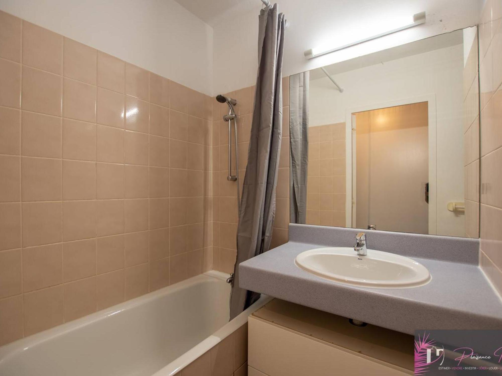 Appartement Renove A 50m De L'ocean A - Fr-1-825-41 La Rochelle (Charente-Maritime)