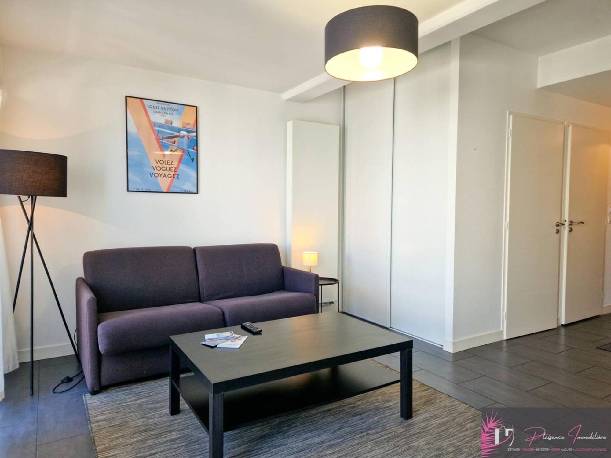 Meuble Avec Wifi A - Fr-1-825-37 Appartement