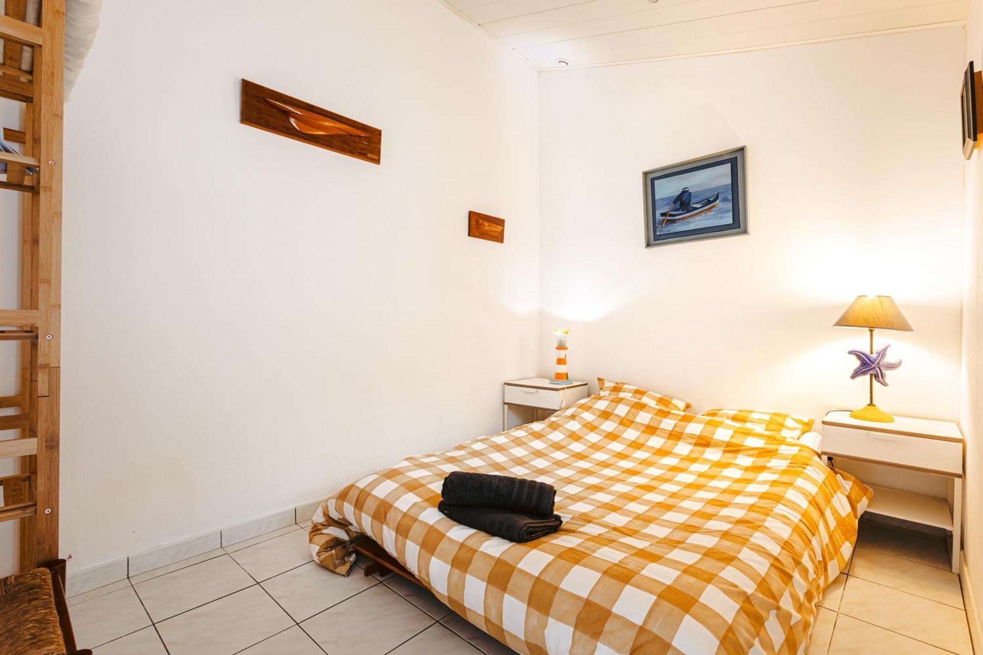 Maisonnette Centre * La Rochelle (Charente-Maritime)