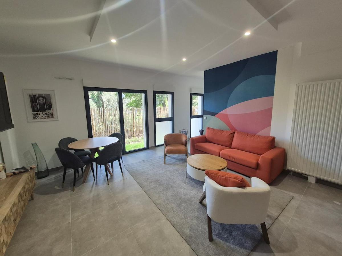Nina, 2 Couchages, Elegant, Wifi, Parking Appartement