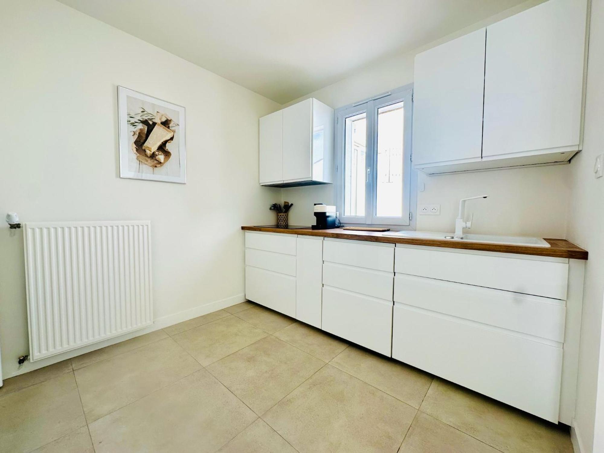 Maison Jala Maison 3 Ch ,3 Sdb Port A Pied , Quartier Minimes La Rochelle (Charente-Maritime)
