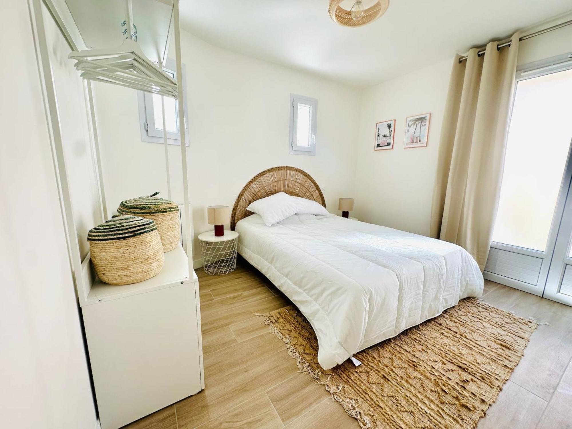 Maison Jala Maison 3 Ch ,3 Sdb Port A Pied , Quartier Minimes Hébergement de vacances *