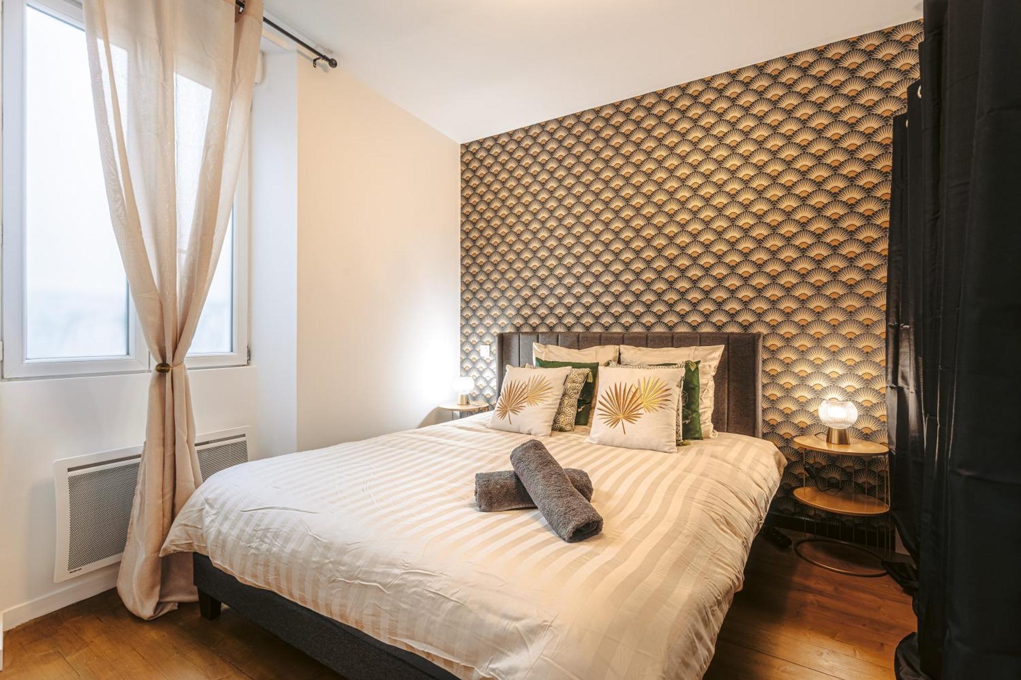 Appartement Gatsby - Elegant, Central, Fibre, Tv 4k, Netflix, Literie Confortable