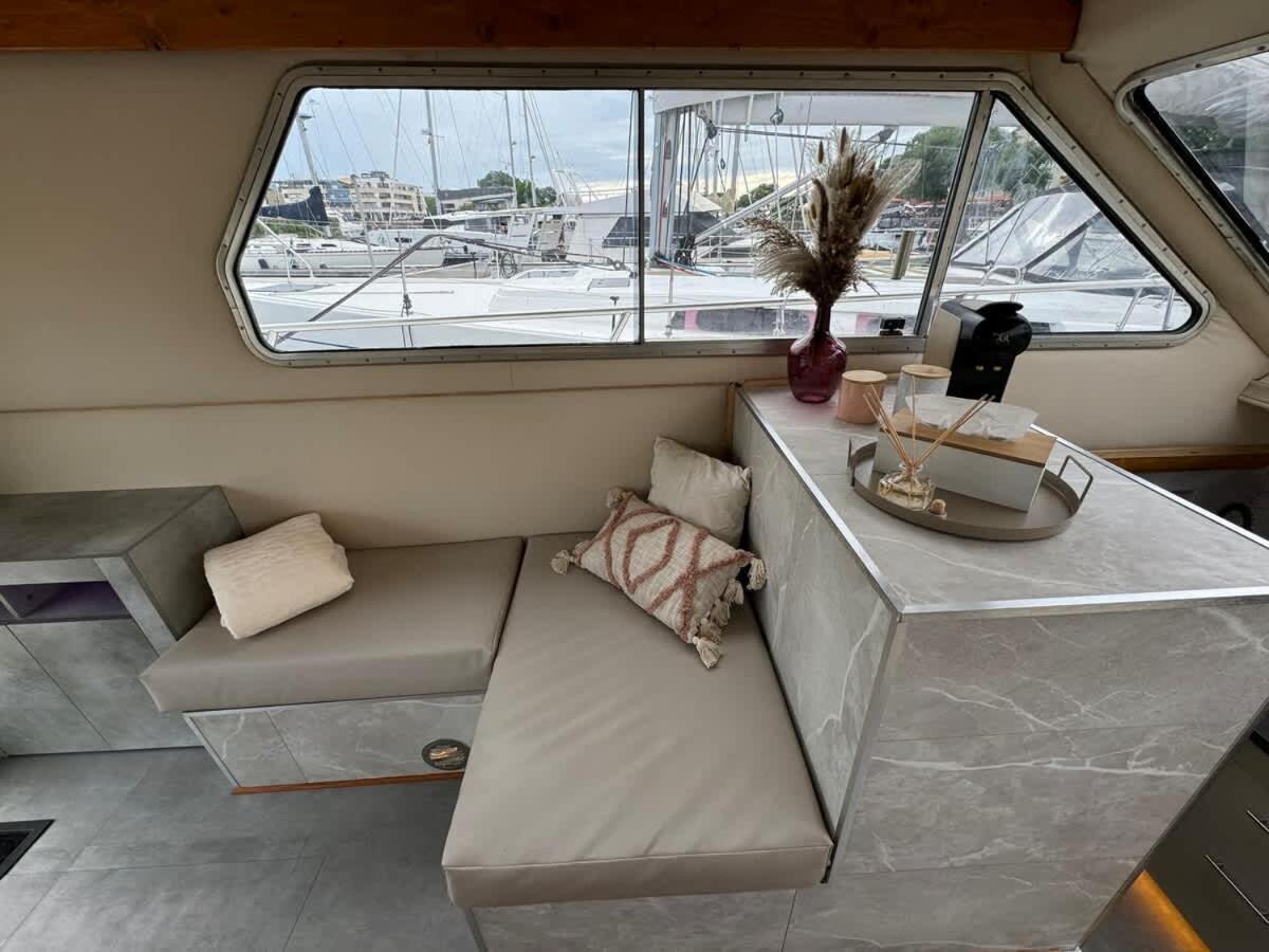 Bateau-hôtel Yacht La Rochelle, 5 Pers, 2 Sdb La Rochelle (Charente-Maritime)