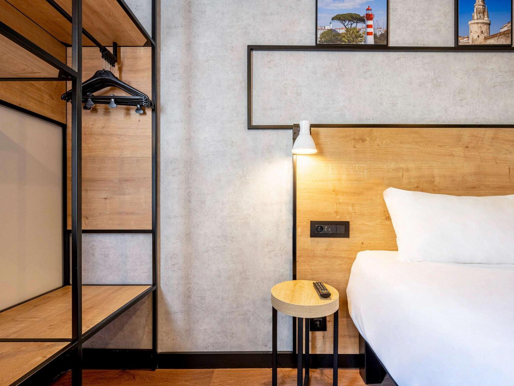 Hotel Ibis La Rochelle Vieux Port 3*