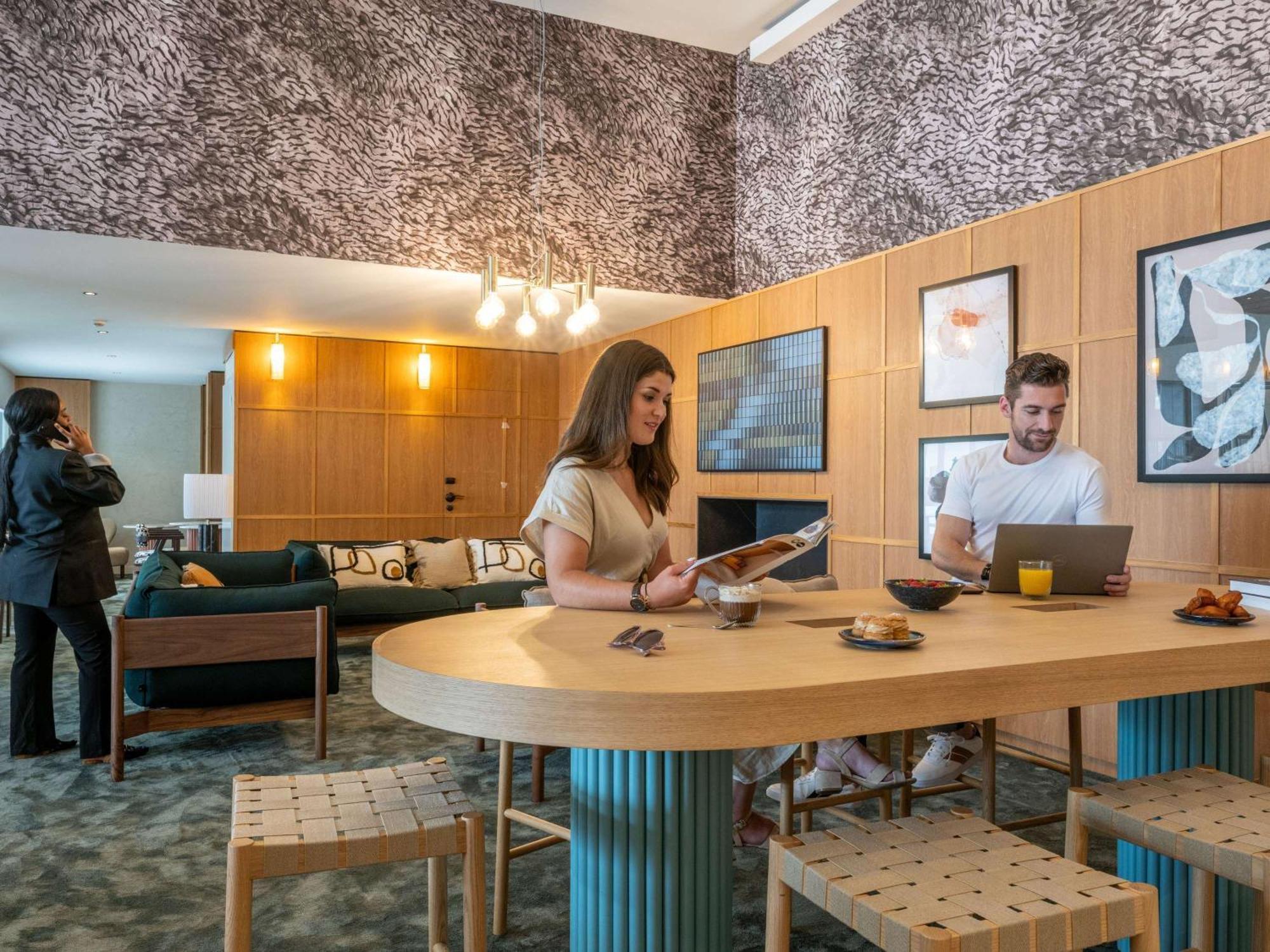 Mercure La Rochelle Vieux Port Sud 4*