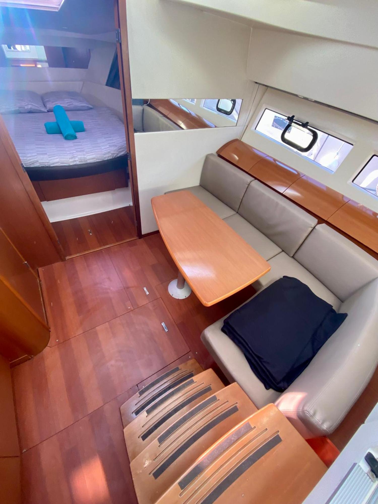 Bateau-hôtel Boat Paradise - Leader 10 *