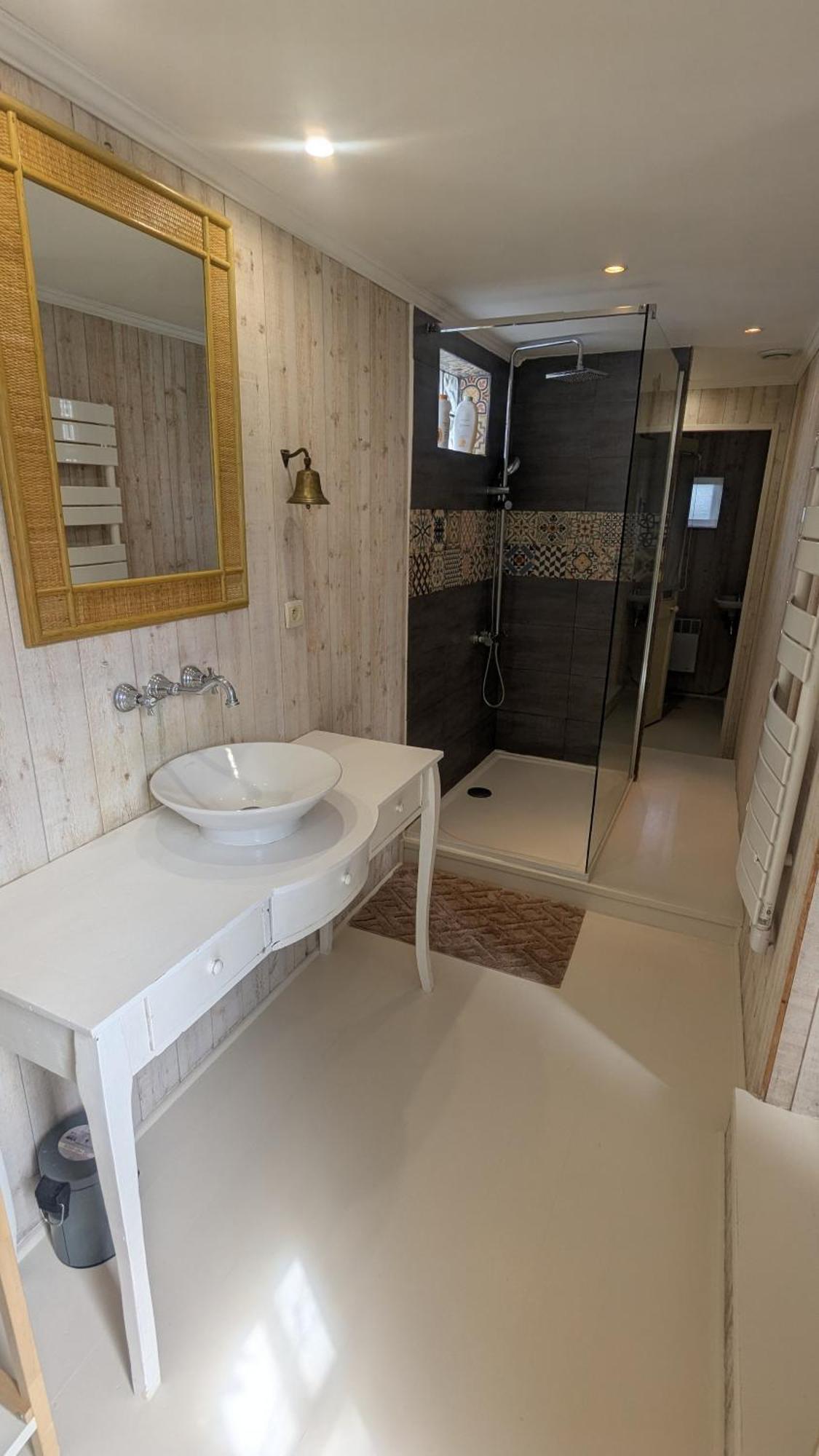 Hébergement de vacances Maison Calme Avec Terasse Proche Centre La Rochelle (Charente-Maritime)