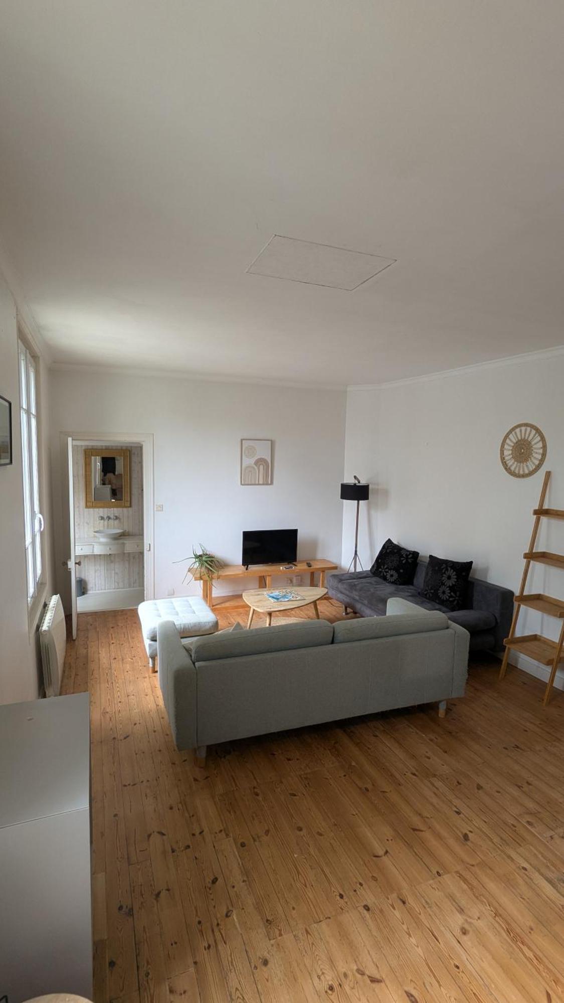 Hébergement de vacances Maison Calme Avec Terasse Proche Centre